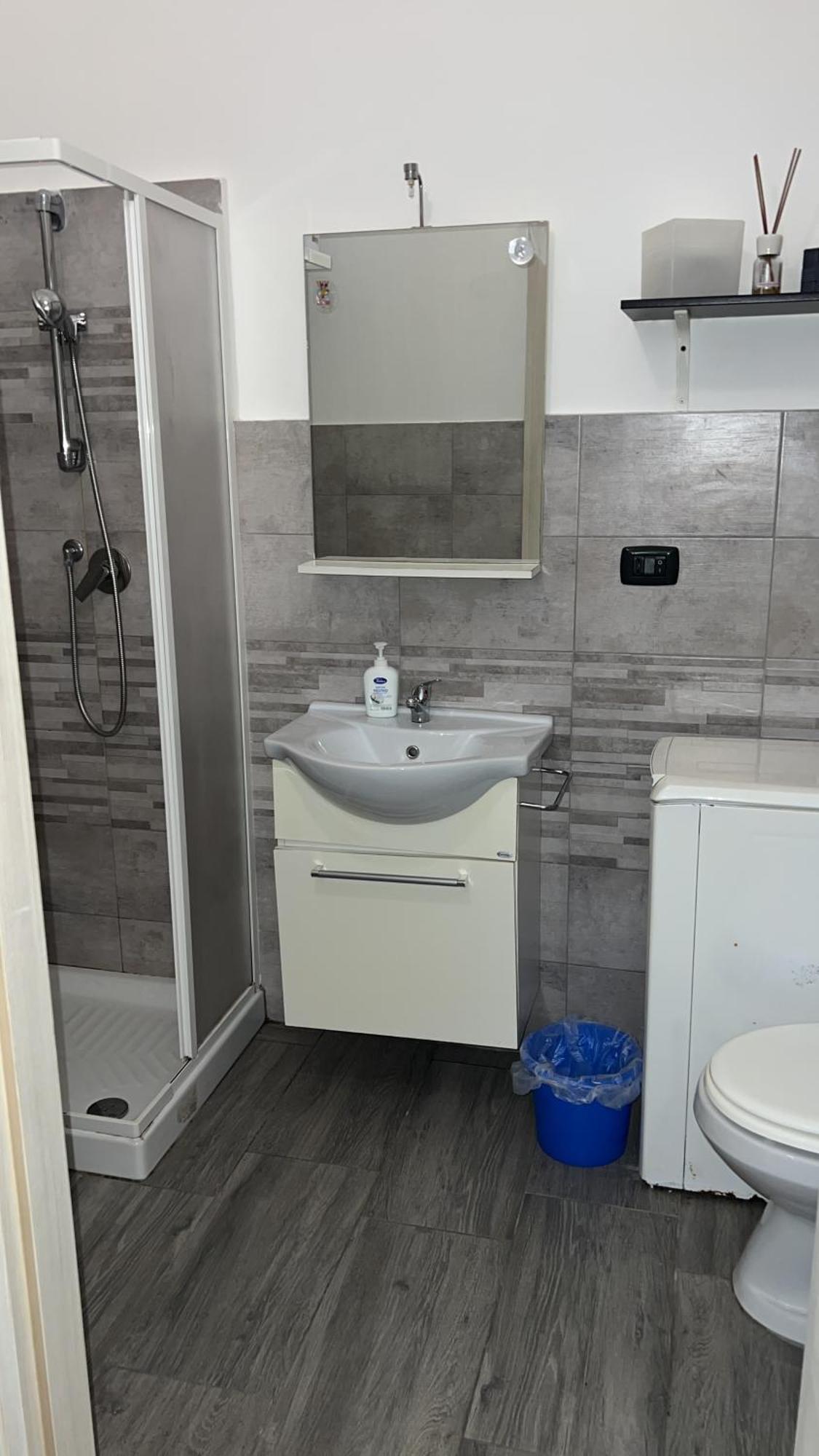 Ferienwohnung Bed2Go Brescia Turin Exterior foto